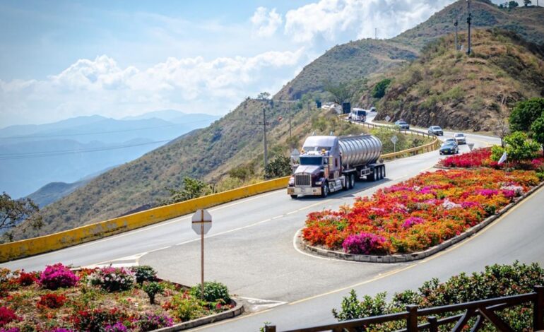 Un accidente de bus deja al menos 4 muertos y 8 heridos en Colombia