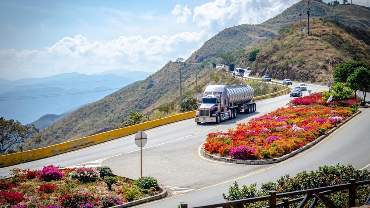 Un accidente de bus deja al menos 4 muertos y 8 heridos en Colombia