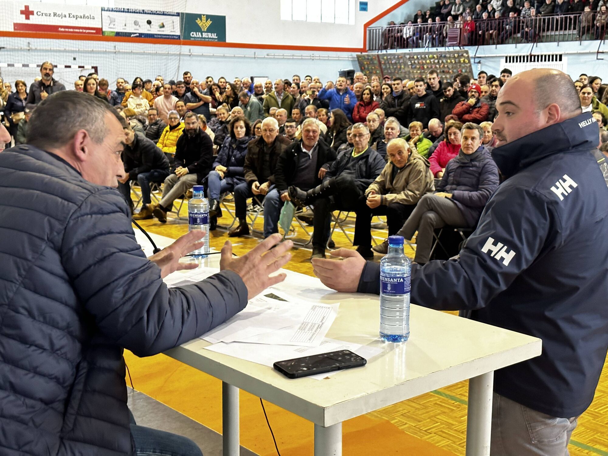 EN FOTOS: Tensión entre ganaderos y el Principado en Tineo por las medidas contra la tuberculosis bovina