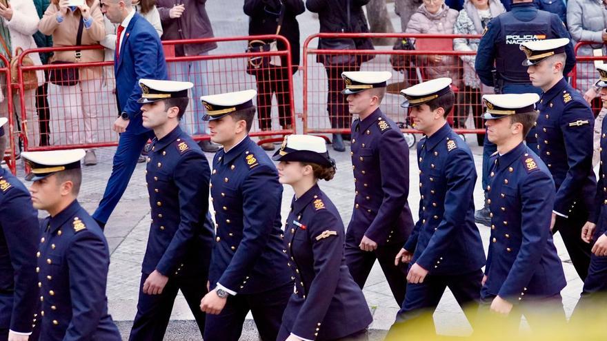 En imágenes | La princesa Leonor embarca en el buque Juan Sebastián Elcano