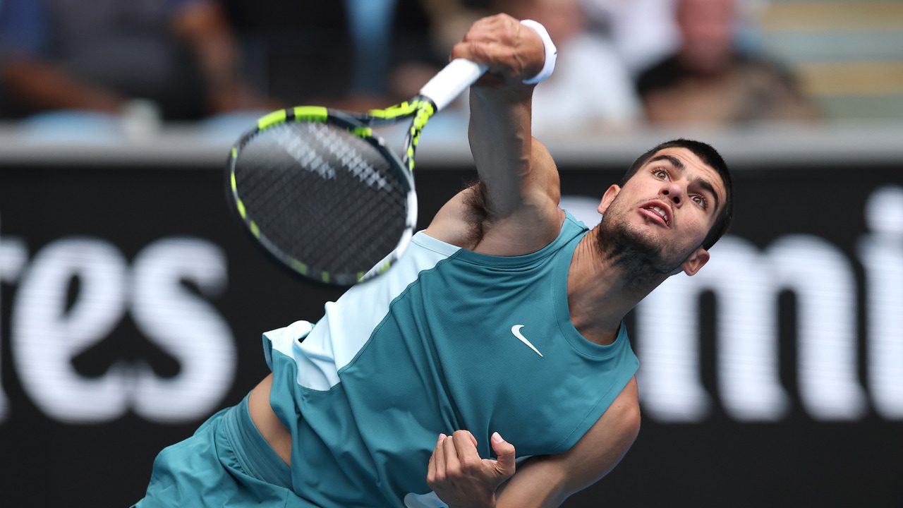 Alcaraz arrasa a Nishioka y firma su set más rápido en un Grand Slam