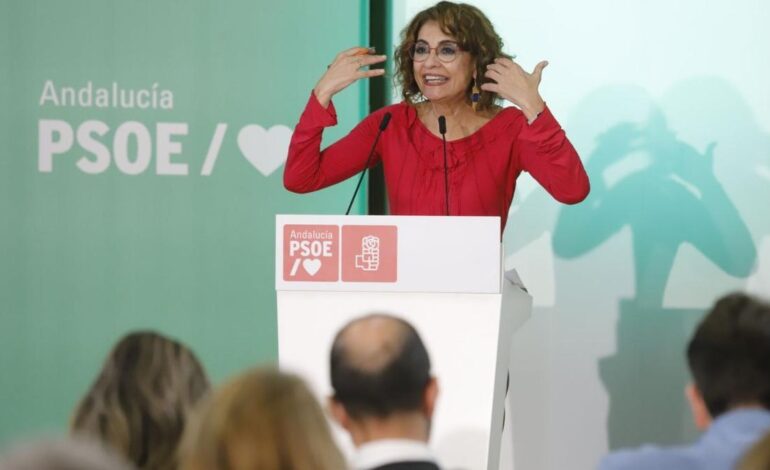 María Jesús Montero exhibe sintonía con Susana Díaz y llama a la unidad del PSOE andaluz