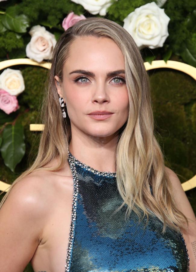 Cara Delevingne en la alfombra roja de los Globos de Oro / GTRES.