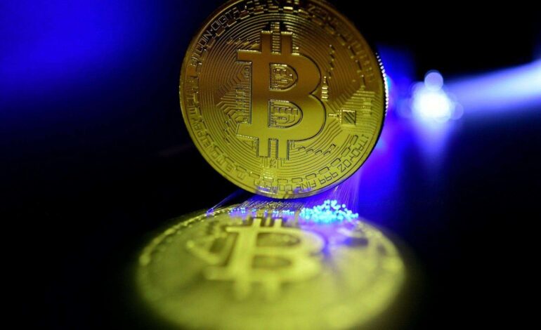 Bitcoin cae por debajo de los 100.000 dólares