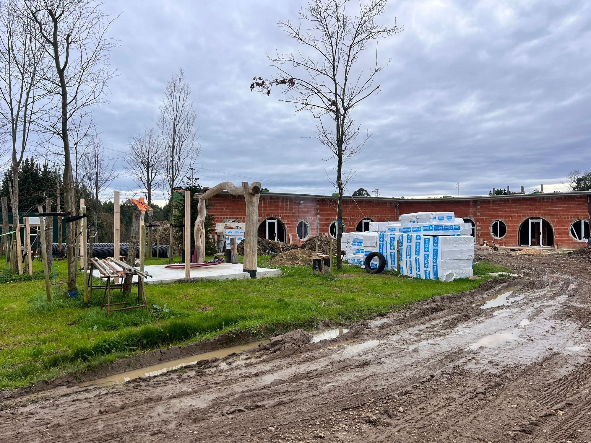 Así avanzan las obras en las casas Hobbit de Argüero