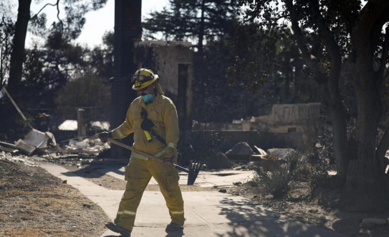 Los incendios de Los Ángeles dejan ya 25 fallecidos