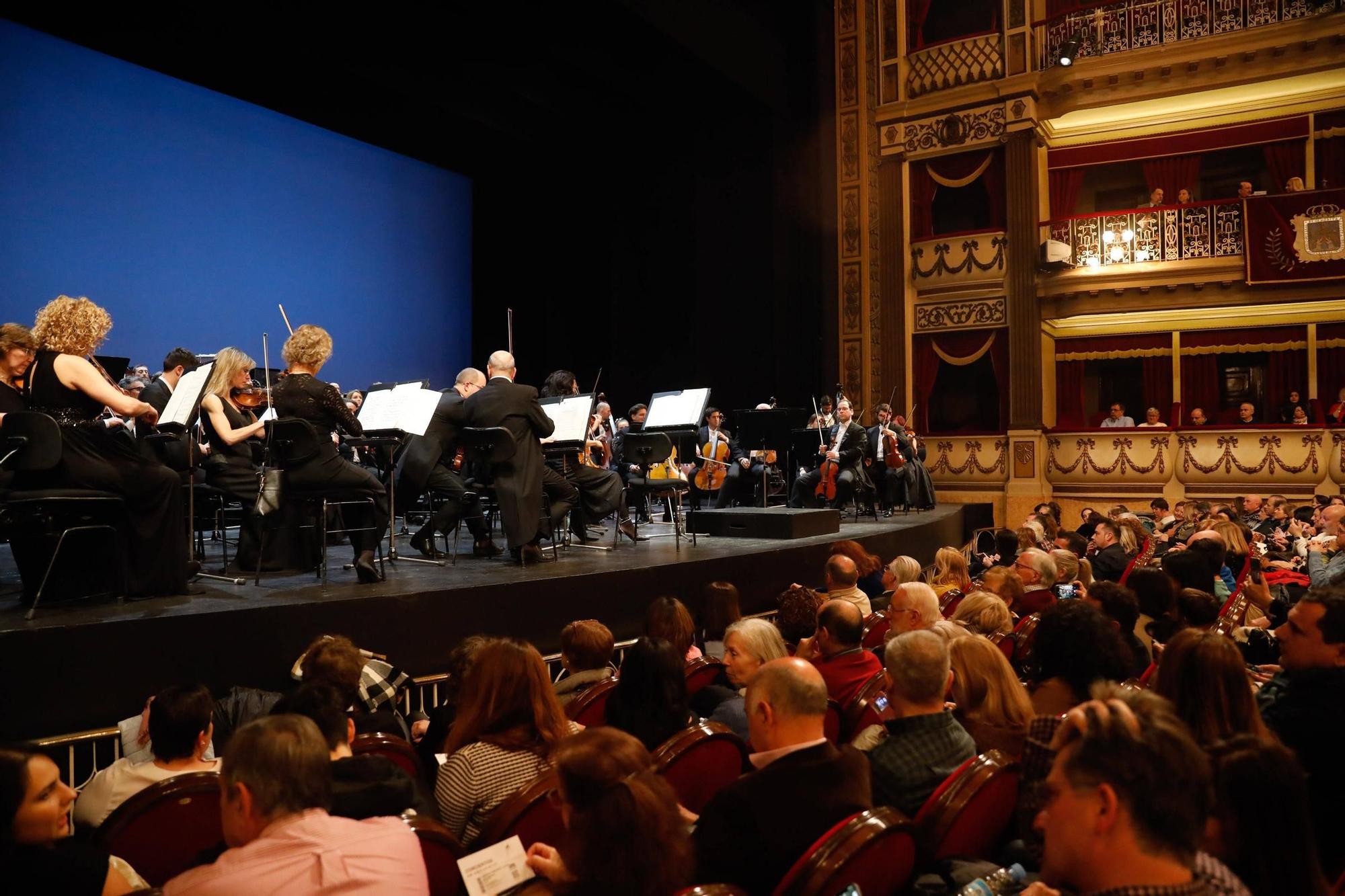 Así fue el concierto de Año Nuevo en el Teatro Campoamor de Oviedo