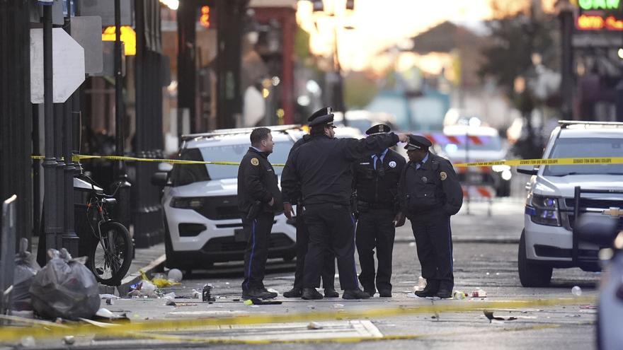 Al menos 10 muertos y 30 heridos en un atropello masivo en las celebraciones de año nuevo en Nueva Orleans