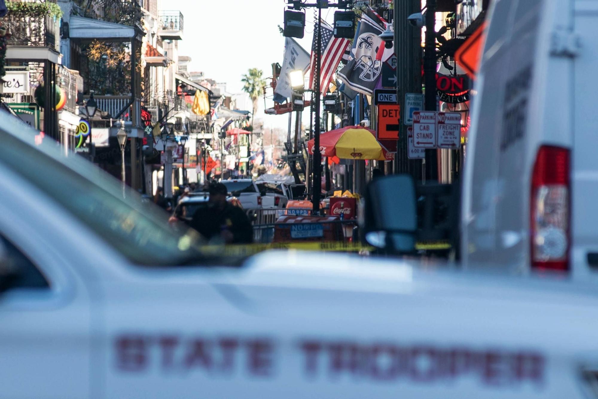 Un multitudinario accidente automovilístico en Nueva Orleans deja más de una decena de muertos