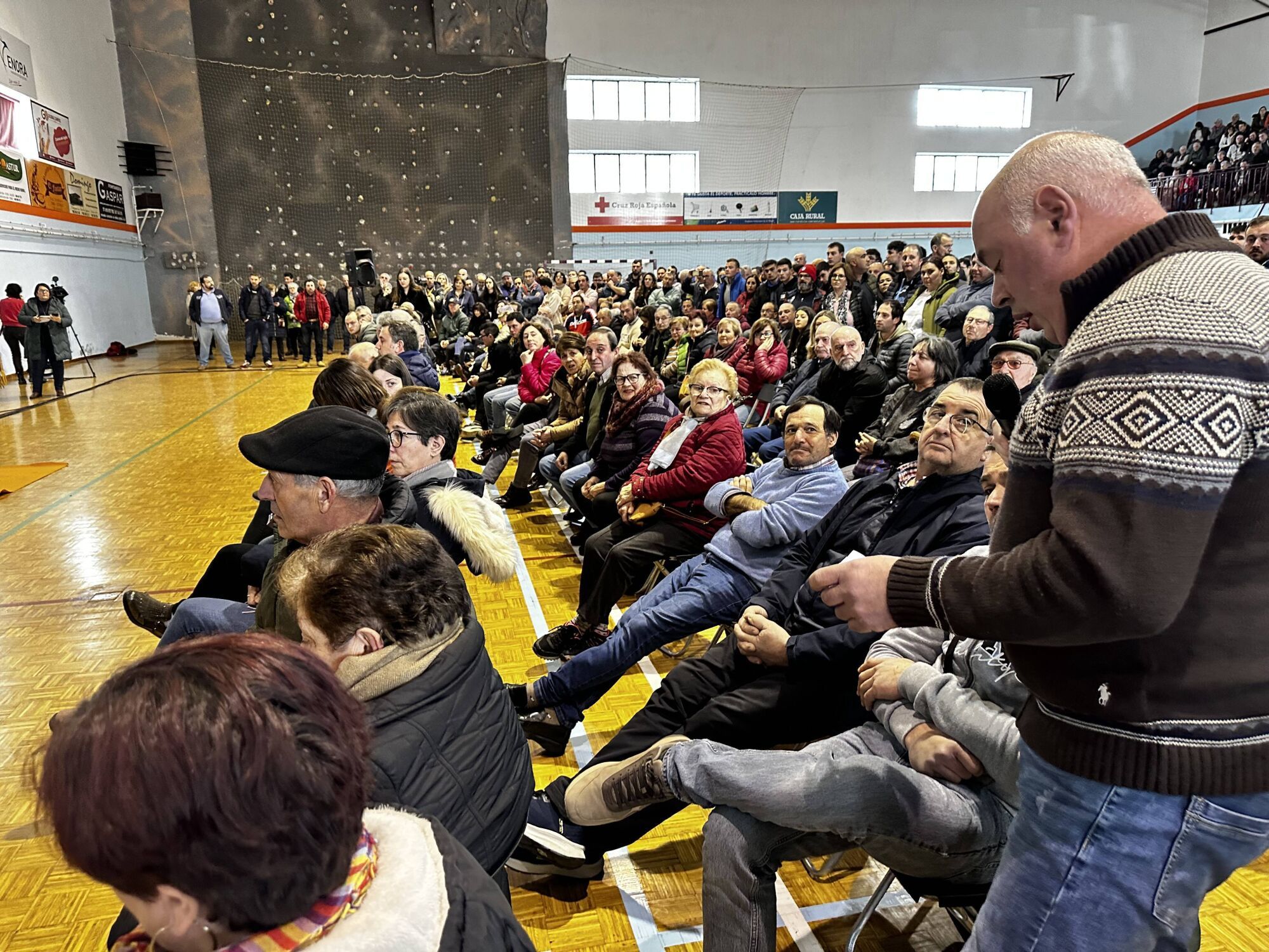 EN FOTOS: Tensión entre ganaderos y el Principado en Tineo por las medidas contra la tuberculosis bovina