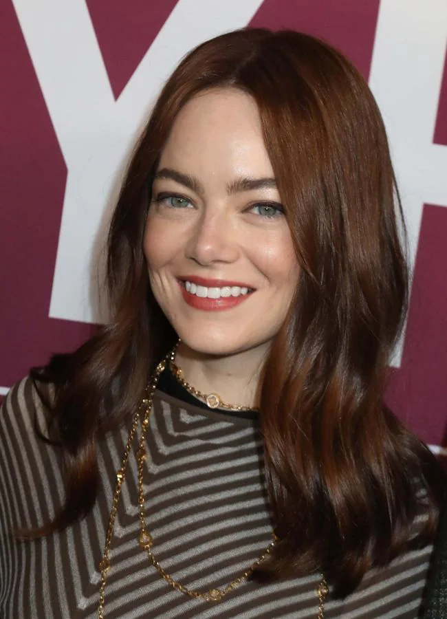 Emma Stone antes de cortarse el pelo. / GTRES