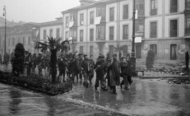 La entrada en Gijón de las tropas nacionales. 27 de octubre de 1937