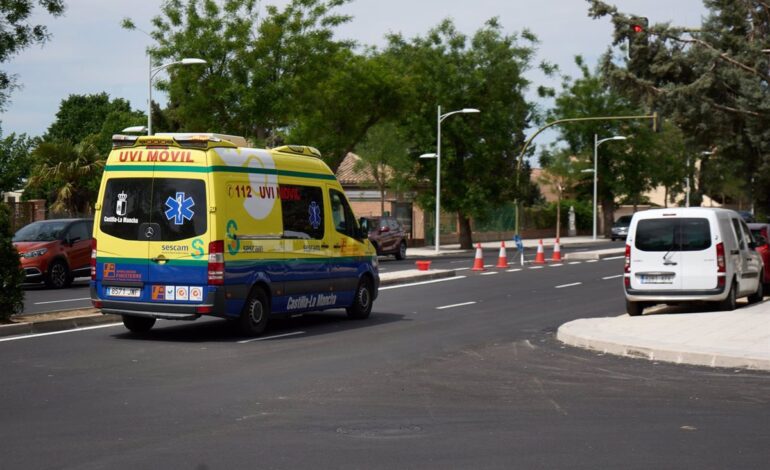 Hospitalizado un trabajador de 54 años tras sufrir un fuerte impacto en la cabeza en Torre del Burgo