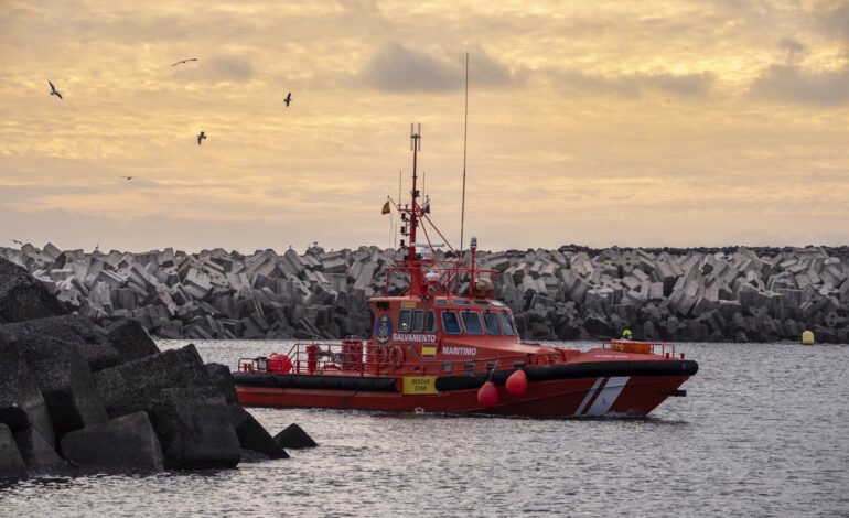 Interceptado el quinto cayuco del año en Canarias con 59 subsaharianos en las proximidades de La Estaca (El Hierro)