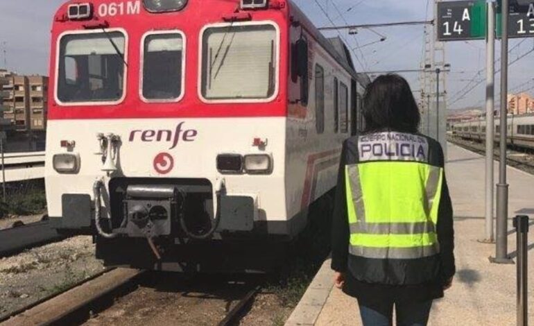 Muere una joven de 24 años tras ser arrollada por un tren entre Torrellano y San Gabriel