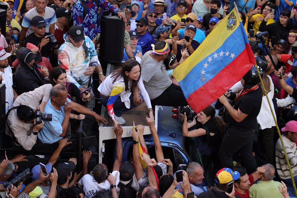 El equipo de campaña de María Corina Machado anuncia la liberación de la opositora venezolana