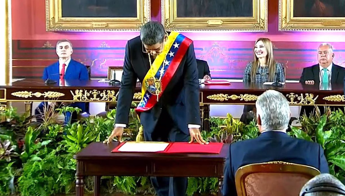 Nicolás Maduro toma posesión como presidente de Venezuela pese a las críticas