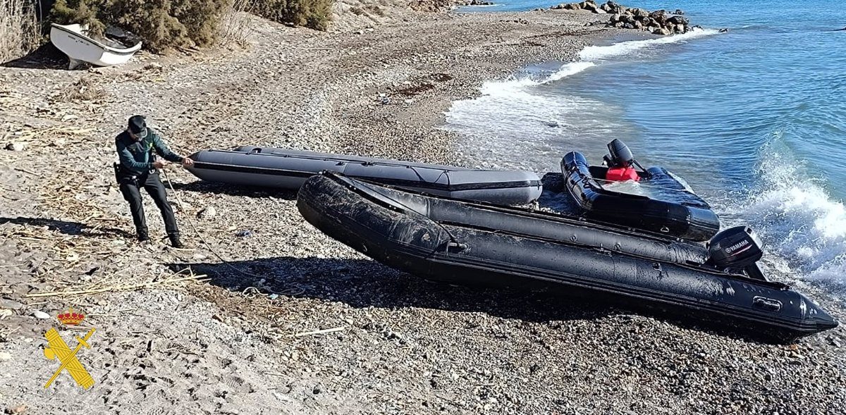 Intervienen cuatro embarcaciones vinculadas con actividades de contrabando en Poniente y Cabo de Gata (Almería)