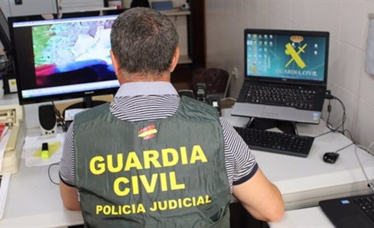 Dos detenidos acusados de 32 delitos de robo con fuerza en vehículos en Maracena (Granada)