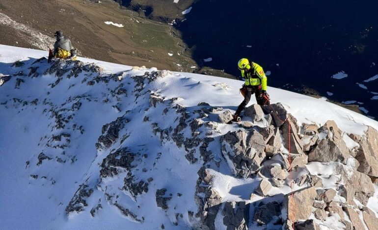 Fallece un montañero de 44 años despeñado en Picos de Europa