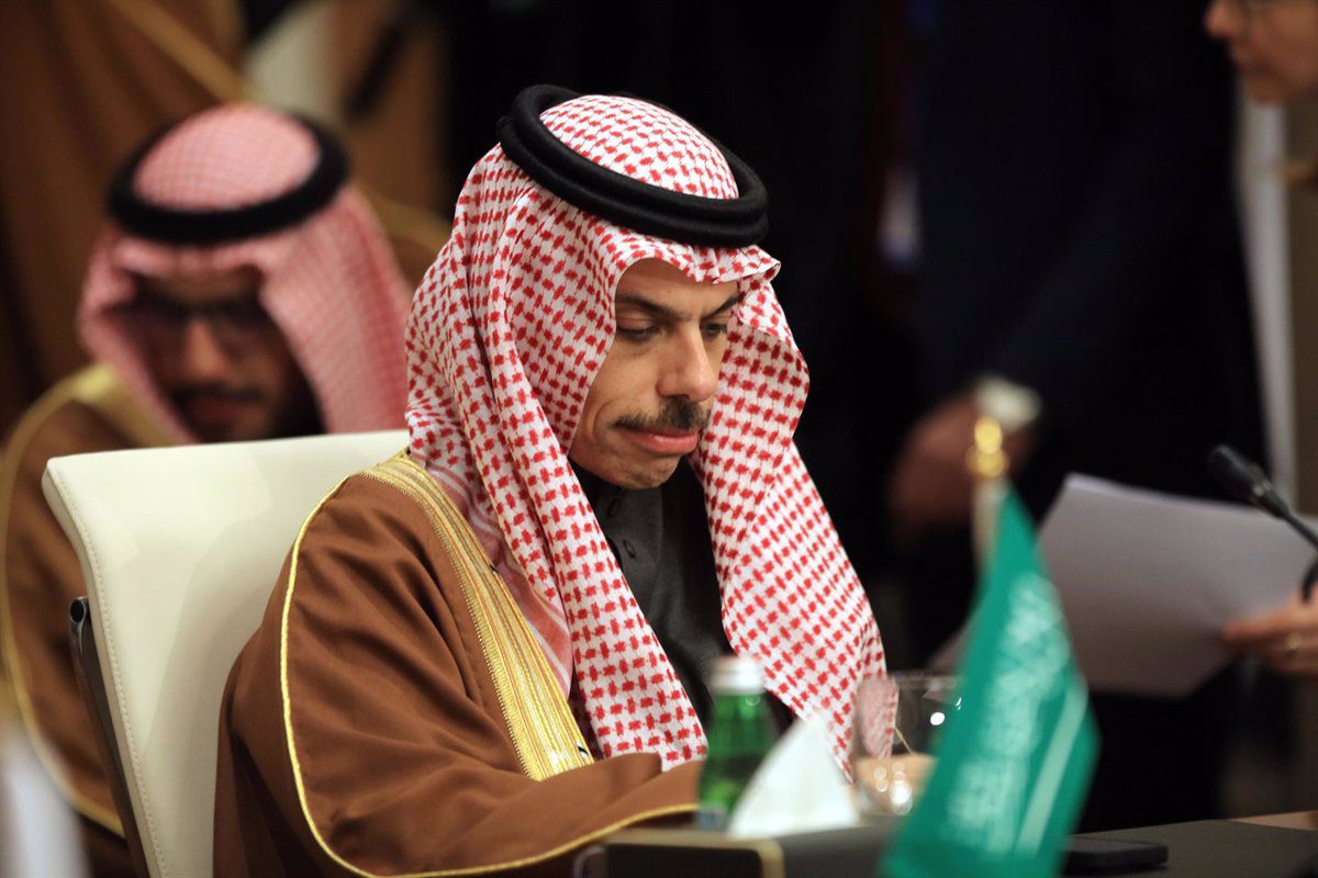 Arabia Saudí cierra la reunión internacional sobre Siria pidiendo el levantamiento de las sanciones