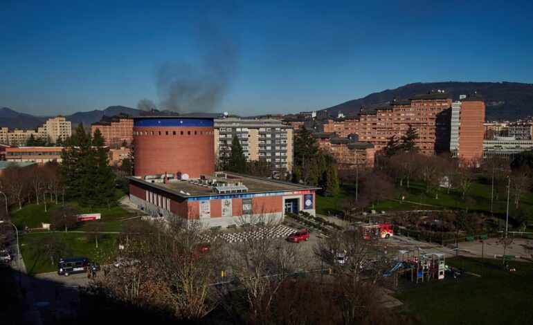 El planetario de Pamplona dice que se están evaluando los daños por el incendio en la cúpula del edificio