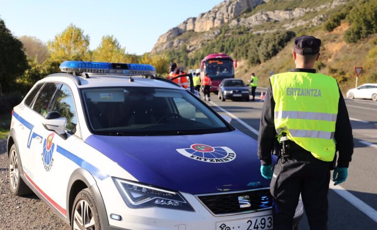 Muere un hombre tras ser atropellado por un vehículo en Muxika (Bizkaia)