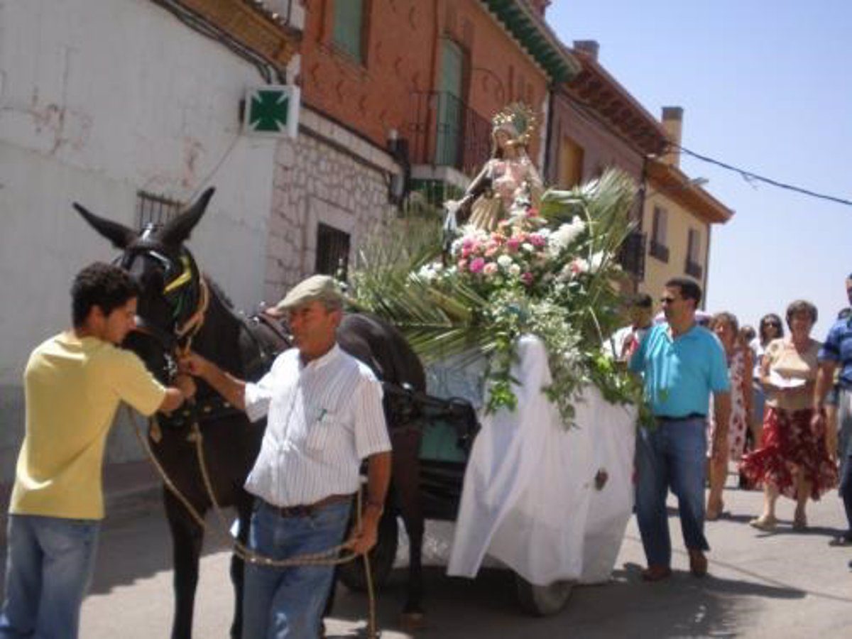 Roban la venerada estatua de la Virgen del Carmen de la localidad de Corpa