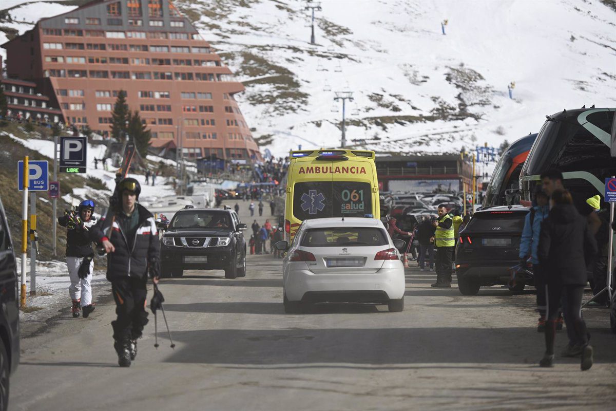 Dos heridas en el accidente de Astún siguen estables en la UCI, mientras la ingresada en Huesca recibe el alta