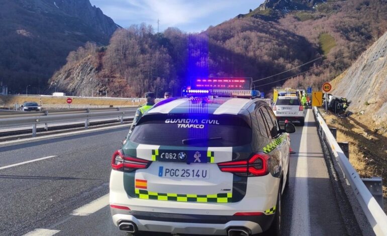 Muere el camionero accidentado en la autopista del Huerna