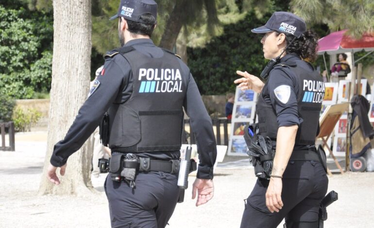 Dos detenidos por sustraer una bicicleta eléctrica en el Parc de la Mar