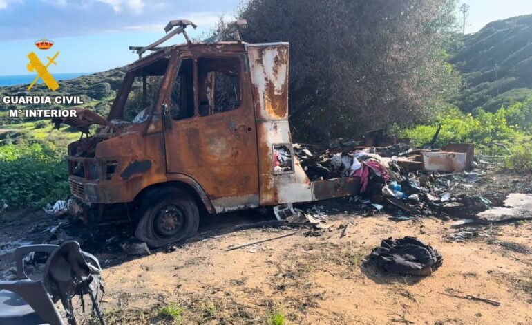 Detenido el presunto autor del homicidio de la mujer hallada en una autocaravana incendiada en San Roque (Cádiz)