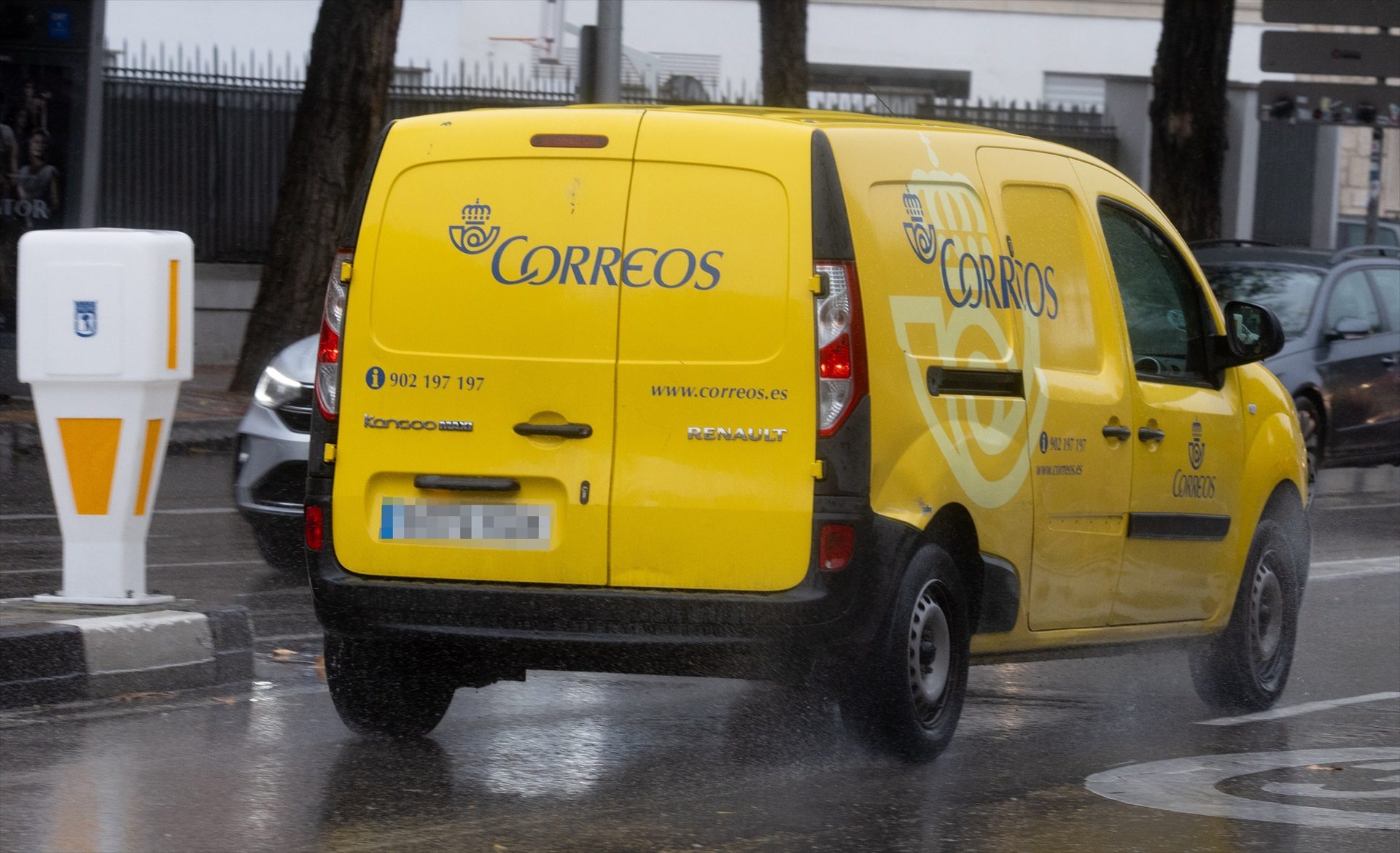 Un usuario estalla contra Correos por lo ocurrido con su paquete: “Una vergüenza”