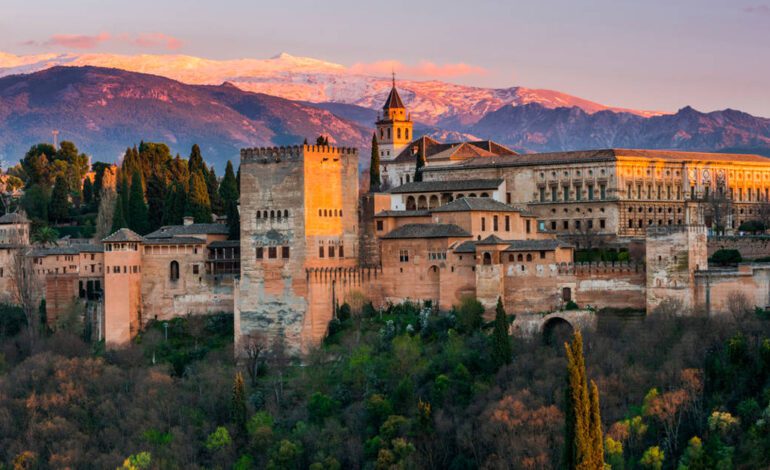 La ciudad andaluza que merece una escapada en invierno: se convierte en un escenario mágico