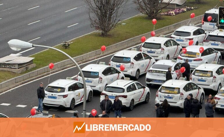 Los taxistas paralizan Madrid: «Hay pólizas de seguro de 6.000 euros, están mermando nuestra capacidad de subsistir»