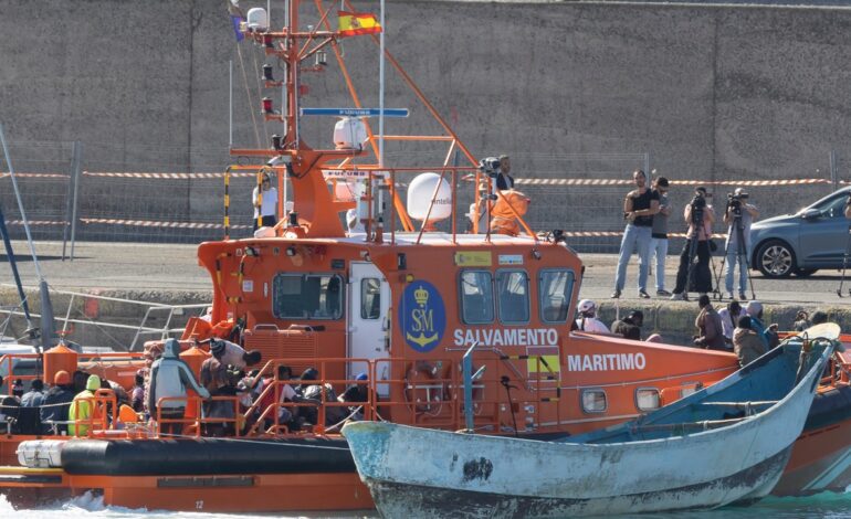 Más de 3.100 inmigrantes llegan a Canarias en los últimos 11 días