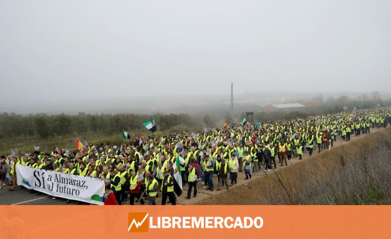 Una orden ministerial de 2020 desbarata la versión del Gobierno sobre el apagón nuclear