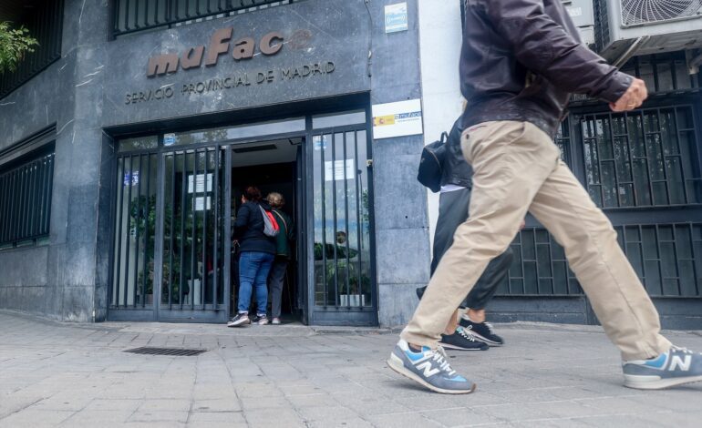 El 30% de los funcionarios de Muface opta por la sanidad pública, frente al 18% hace 10 años