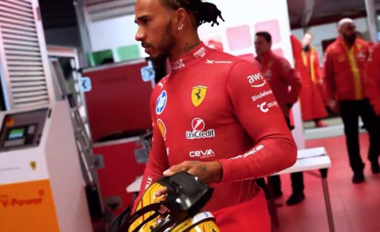 Hamilton ya viste de rojo y rueda en Fiorano.. ojo al nuevo casco