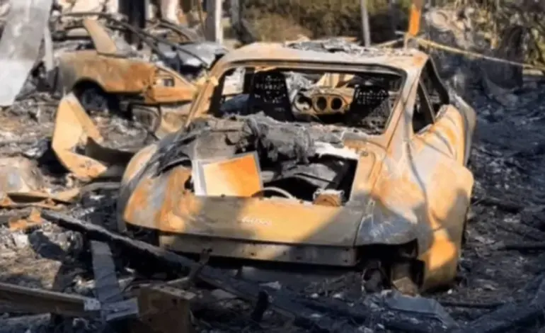 Una colección de Porsche se ve  arrasada en los incendios de Los Ángeles y el vídeo se vuelve viral en TikTok