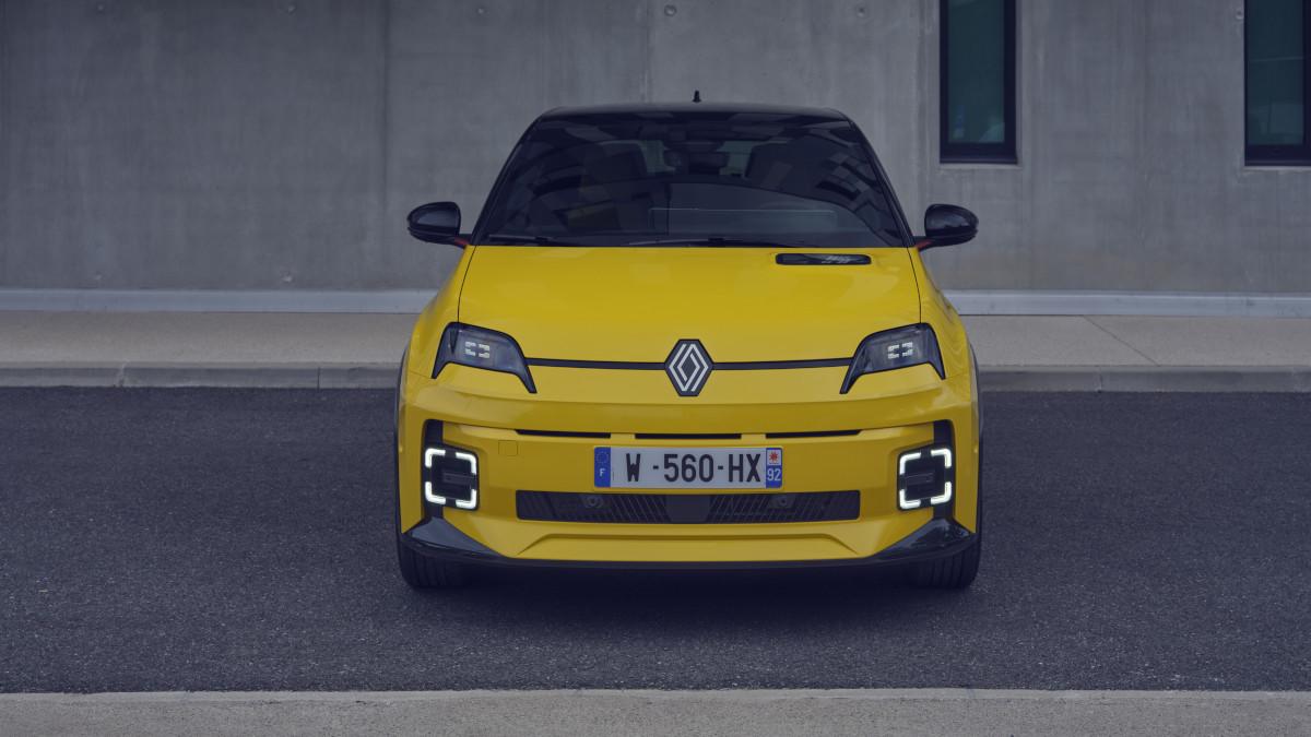 Renault 5: así es el Mejor Coche del Año en Europa 2025