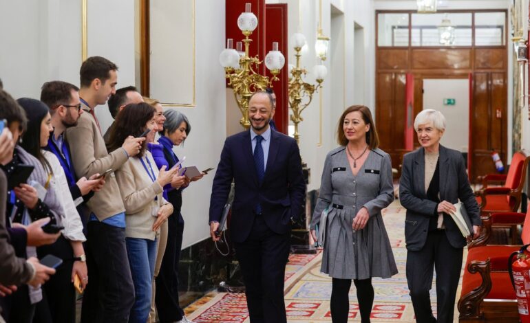 La Mesa del Congreso decide si admite la propuesta de Junts para que Pedro Sánchez se someta a una cuestión de confianza