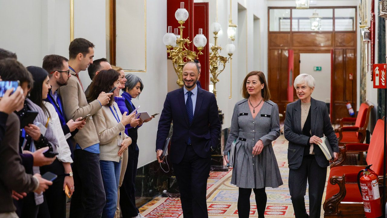 La Mesa del Congreso decide si admite la propuesta de Junts para que Pedro Sánchez se someta a una cuestión de confianza