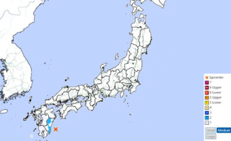 Un terremoto de 6,9 sacude el suroeste de Japón y desencadena un aviso por tsunami