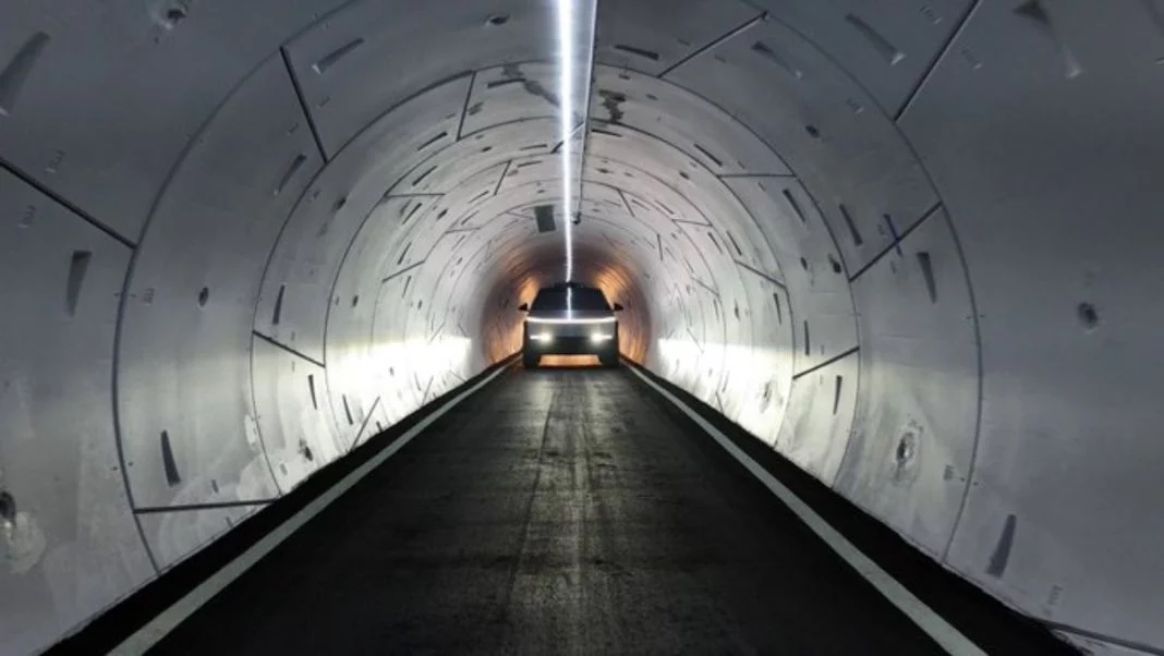 Así son las ‘bocas de metro’ que darán acceso a los túneles de Tesla