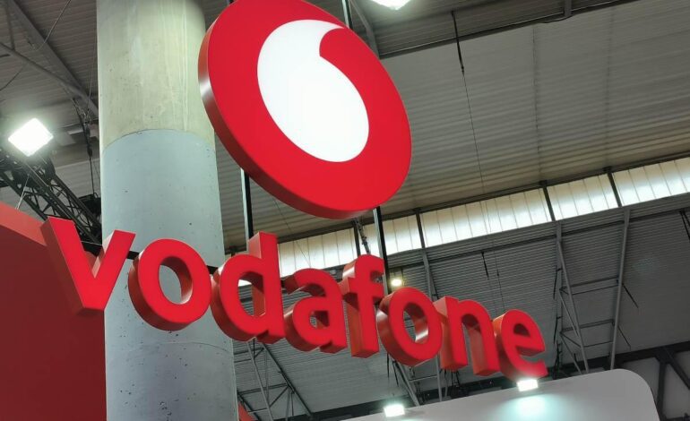 Las operadoras tradicionales como Orange o Vodafone tendrán un buen 2025 gracias a sus inversiones en fibra