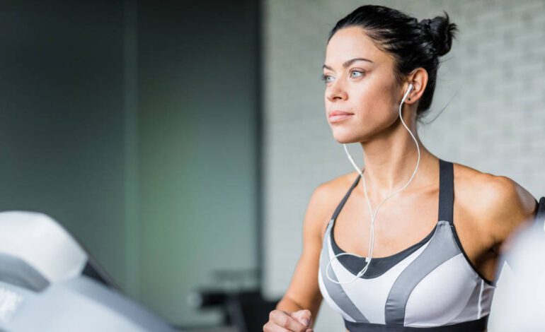 la forma fácil para hacer cardio en casa sin ir al gimnasio ni salir a correr