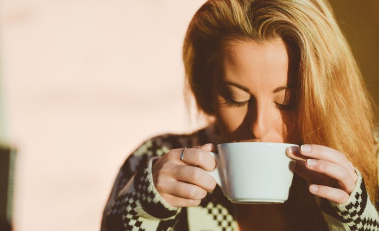 La cafeína afecta a tu sueño incluso si la tomas 12 horas antes de acostarte