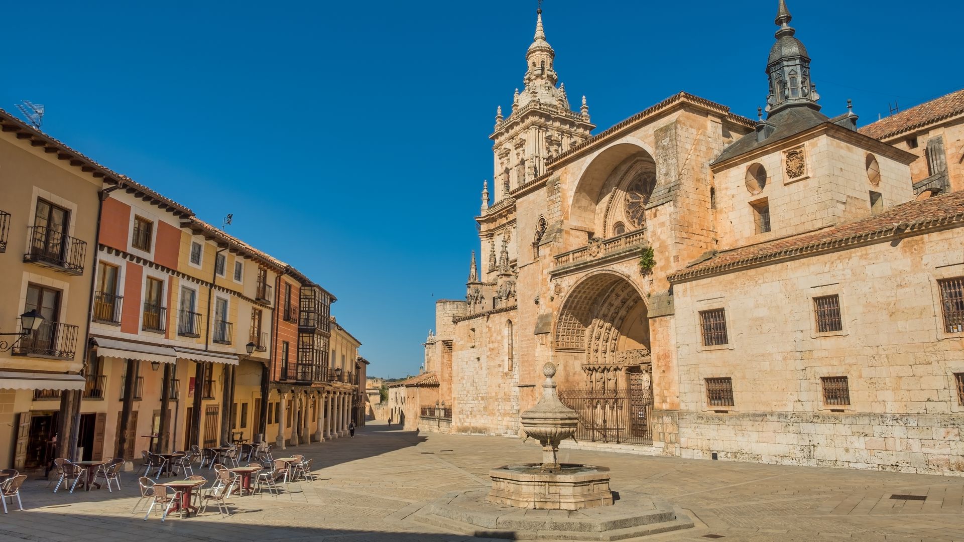 El Burgo de Osma Square, uno de los pueblos más hermosos de Soria