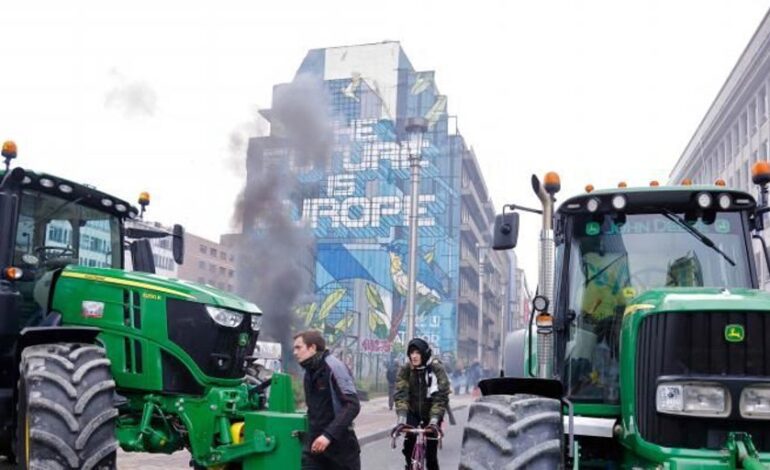 Bruselas estudia cambios legislativos para que los agricultores no vendan por debajo del precio de coste